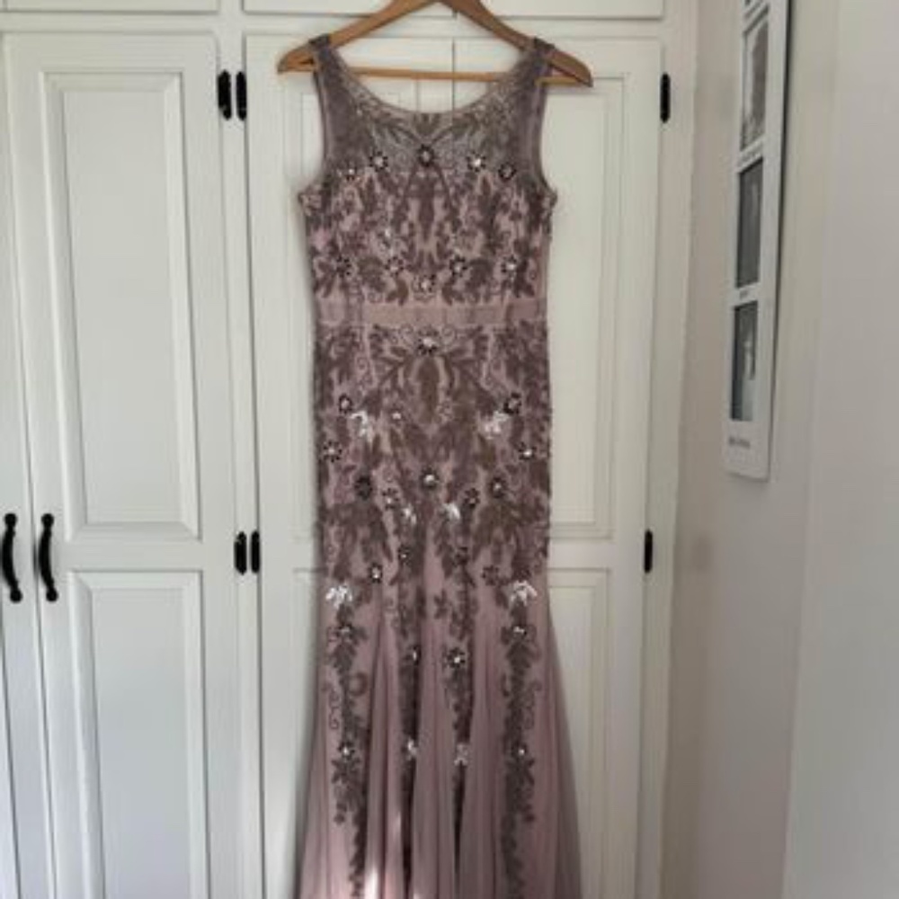 STUNNING Adrianna Papell Beaded Dress